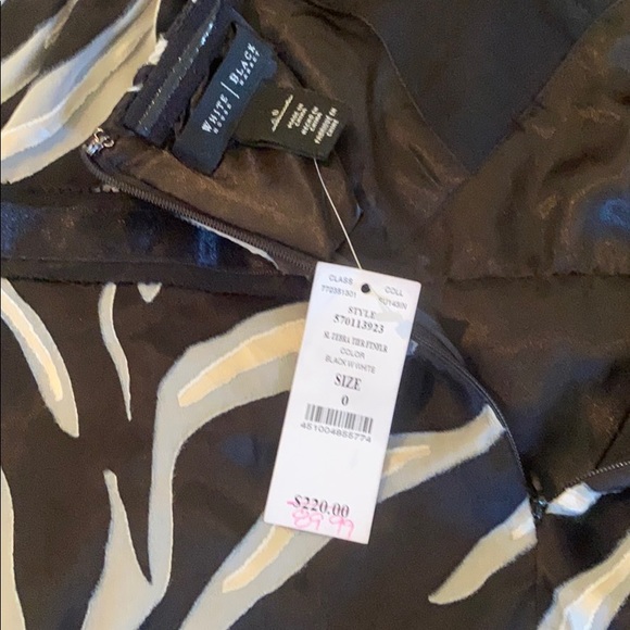 White House Black Market striped dress - Picture 5 of 6